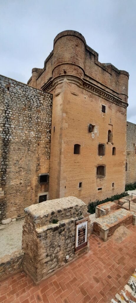 Forteresse de Salses donjon